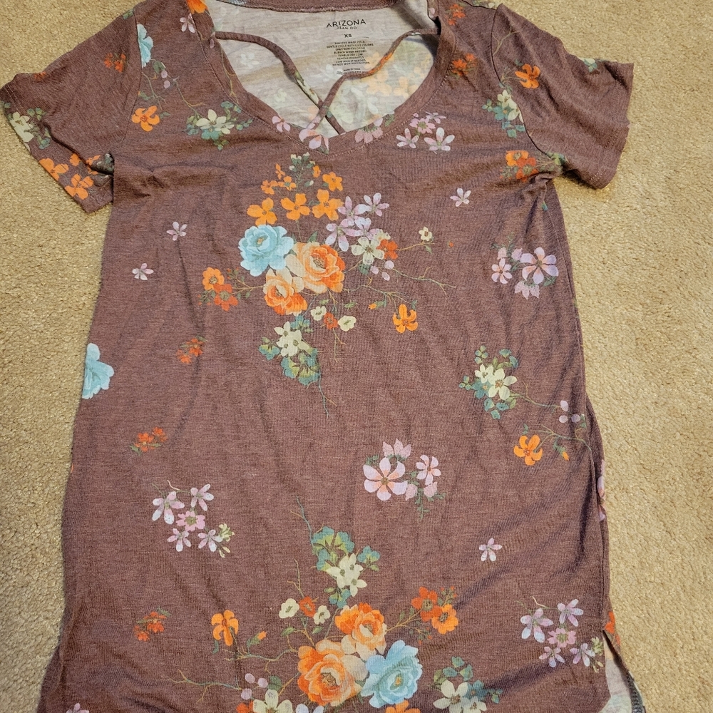 Short sleeves